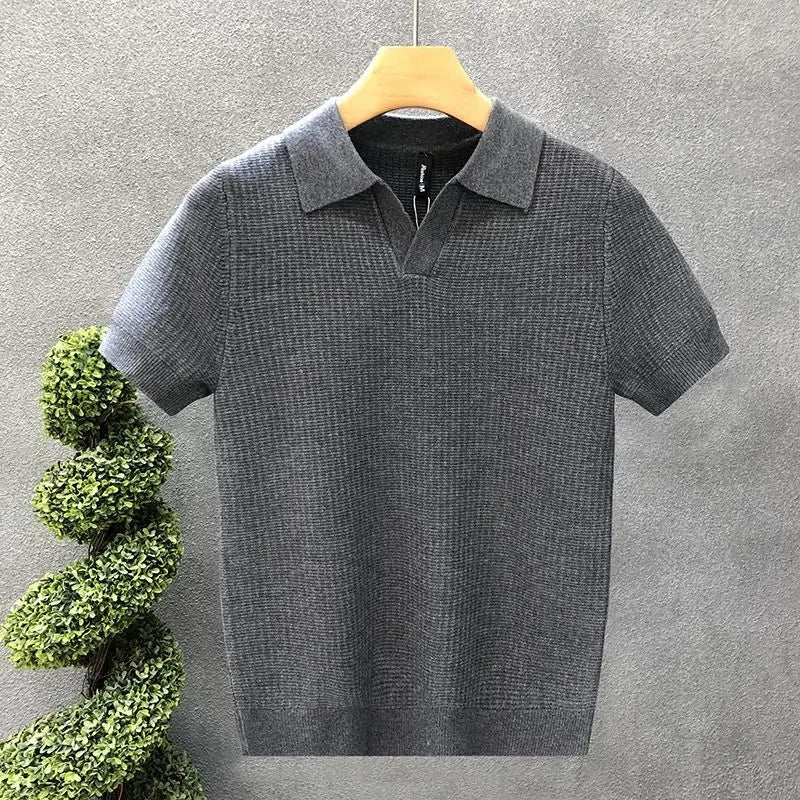 Polo de Malha Slim com Gola em V - Vyeto